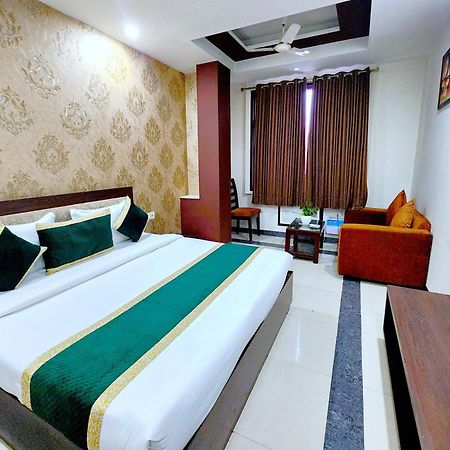 Vk Hotels & Resorts Amritsar Buitenkant foto