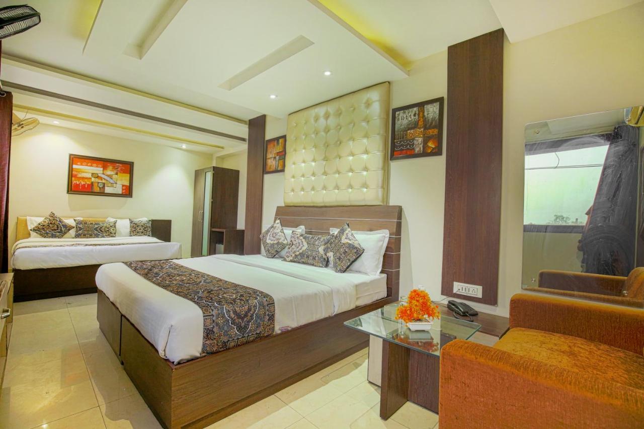 Vk Hotels & Resorts Amritsar Buitenkant foto