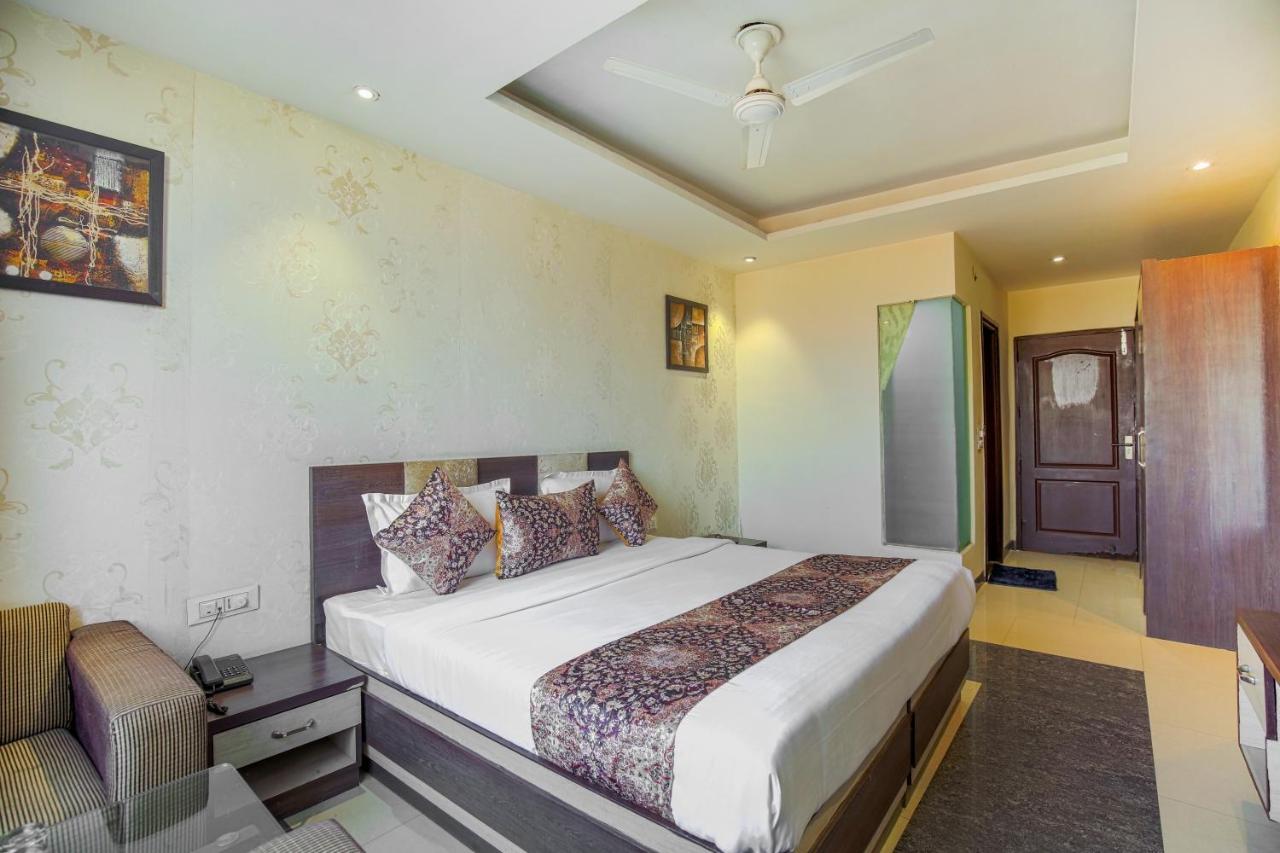 Vk Hotels & Resorts Amritsar Buitenkant foto
