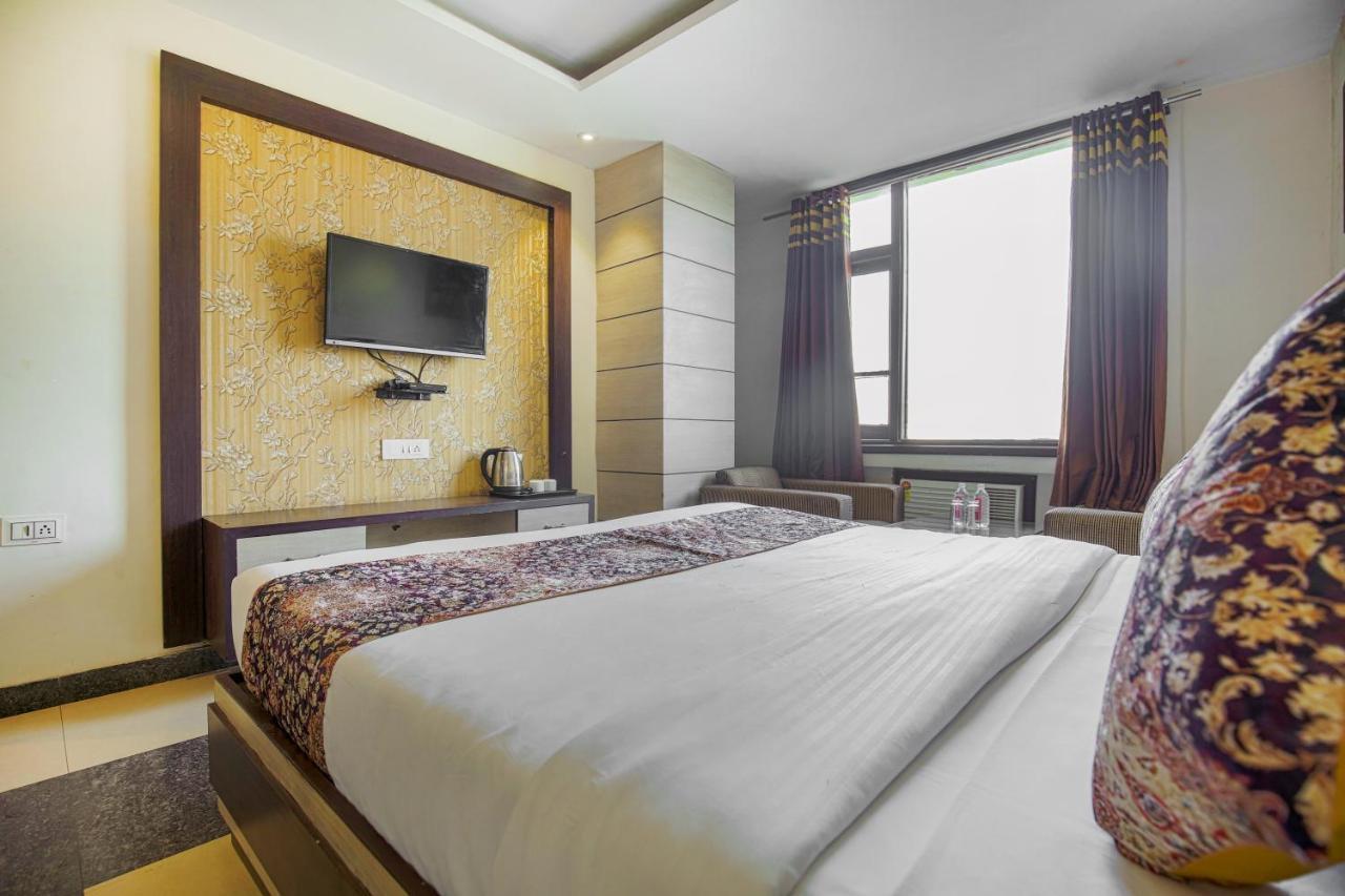 Vk Hotels & Resorts Amritsar Buitenkant foto