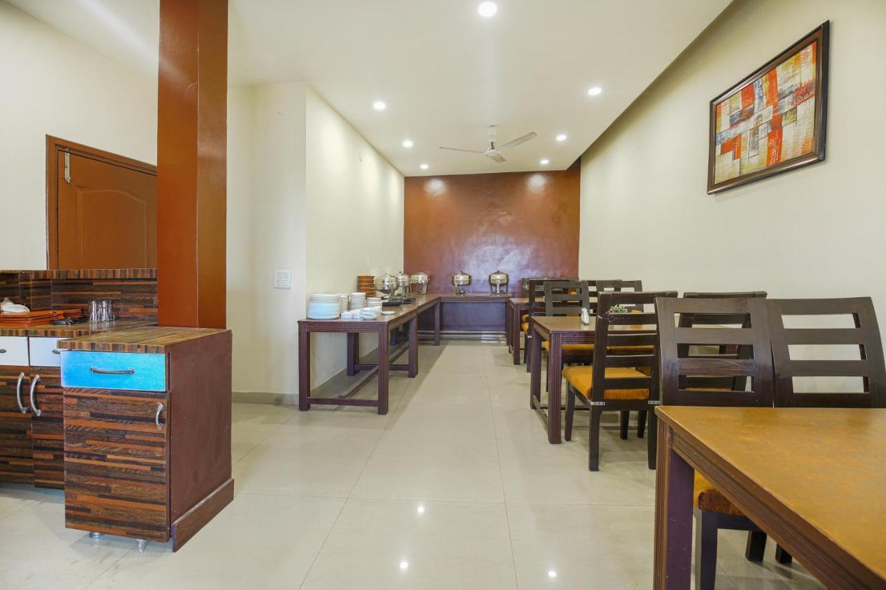 Vk Hotels & Resorts Amritsar Buitenkant foto
